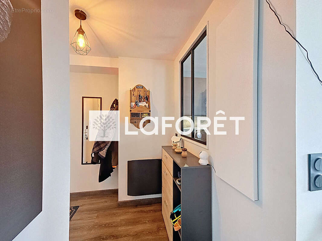Appartement à MOISSY-CRAMAYEL