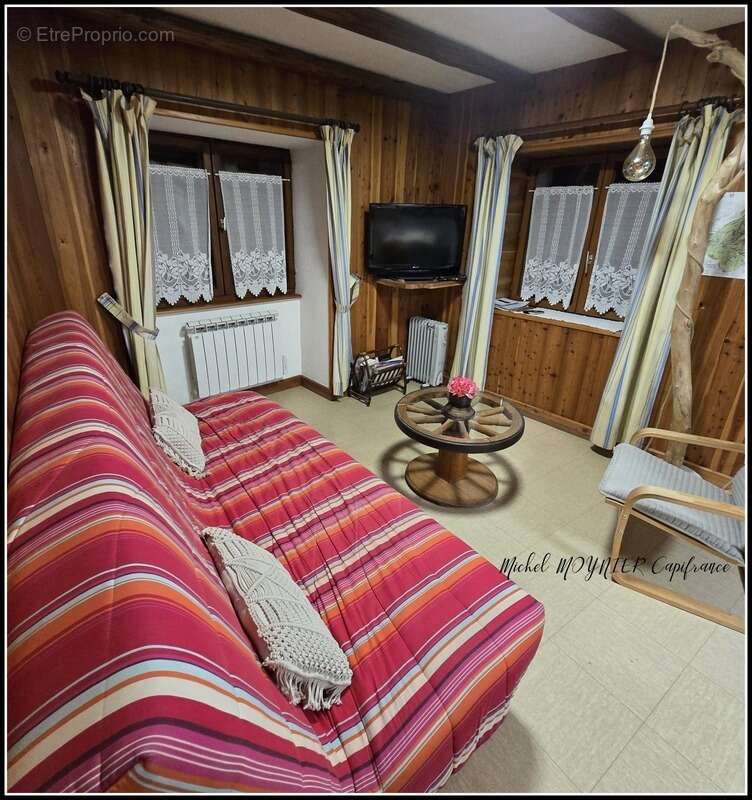 queyras – ville vieille - maison de village – double habitation avec terrain & fort potentiel  ""visite virtuelle"" - photo 15