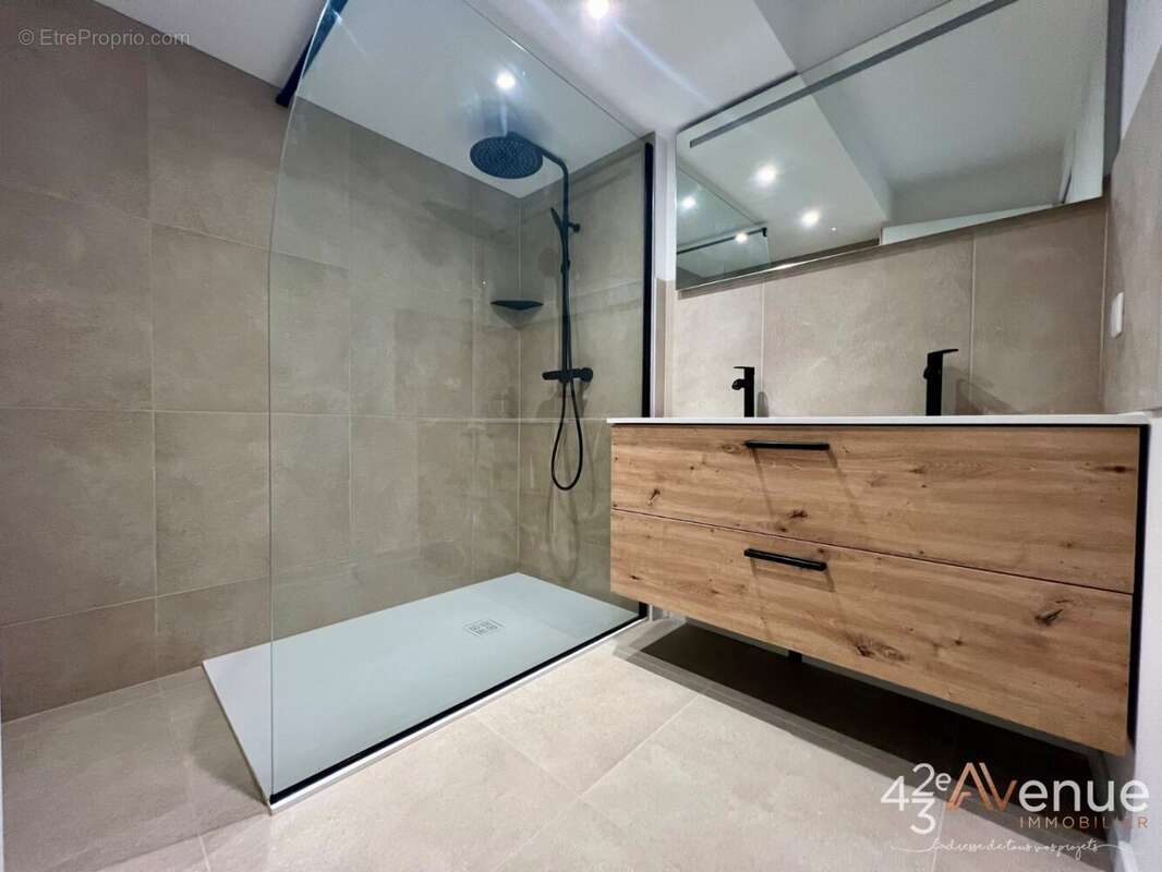 Appartement à LA FOUILLOUSE