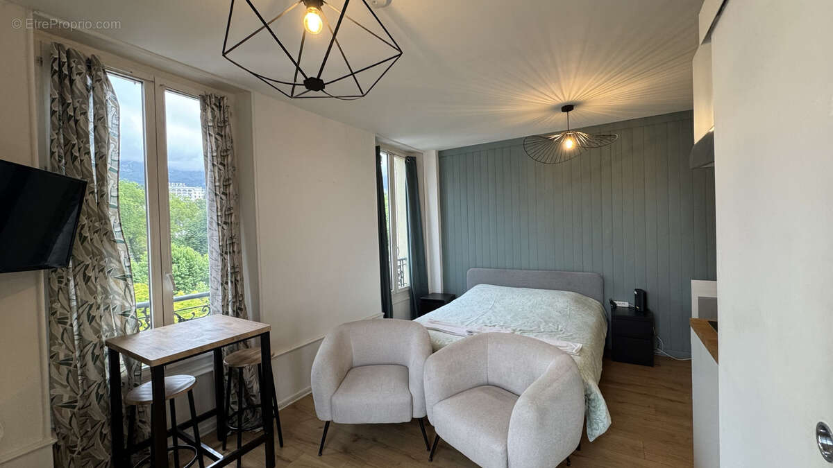 Appartement à AIX-LES-BAINS