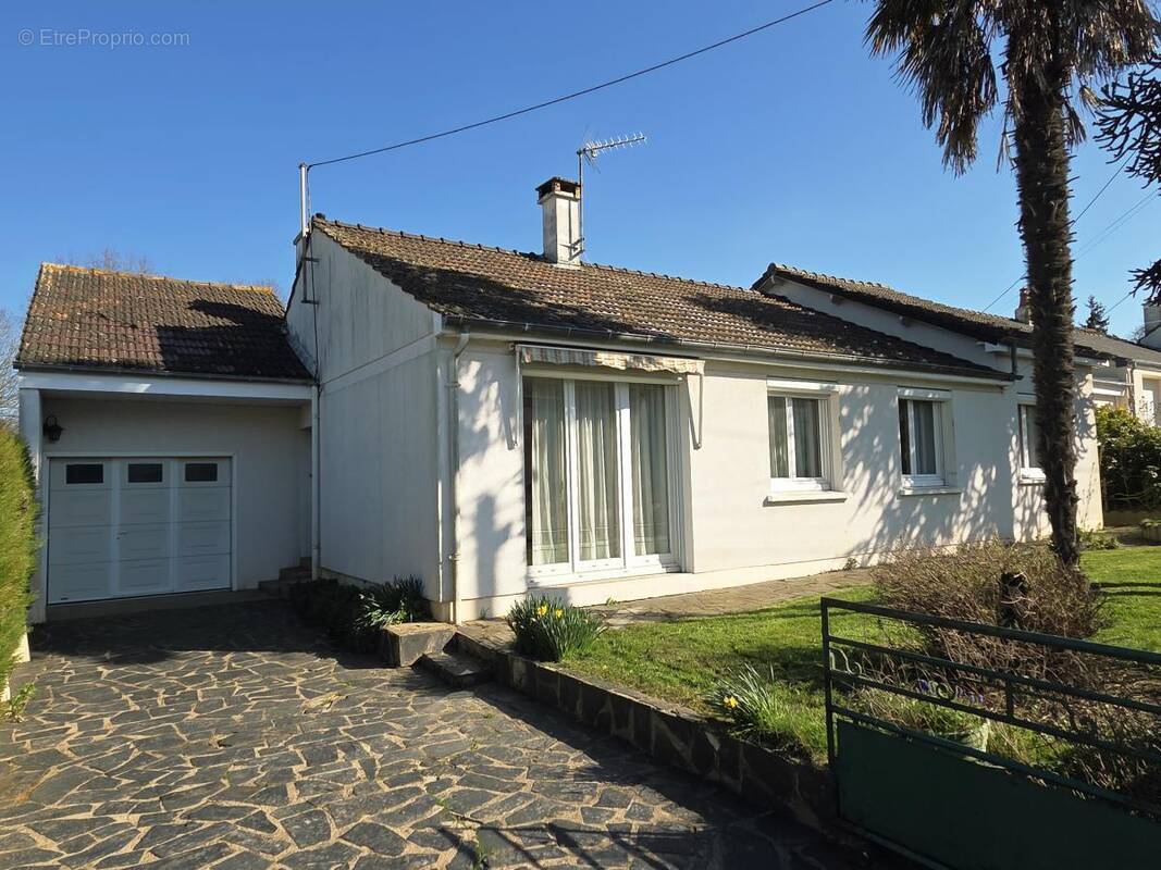 Maison à CHATEAU-GONTIER