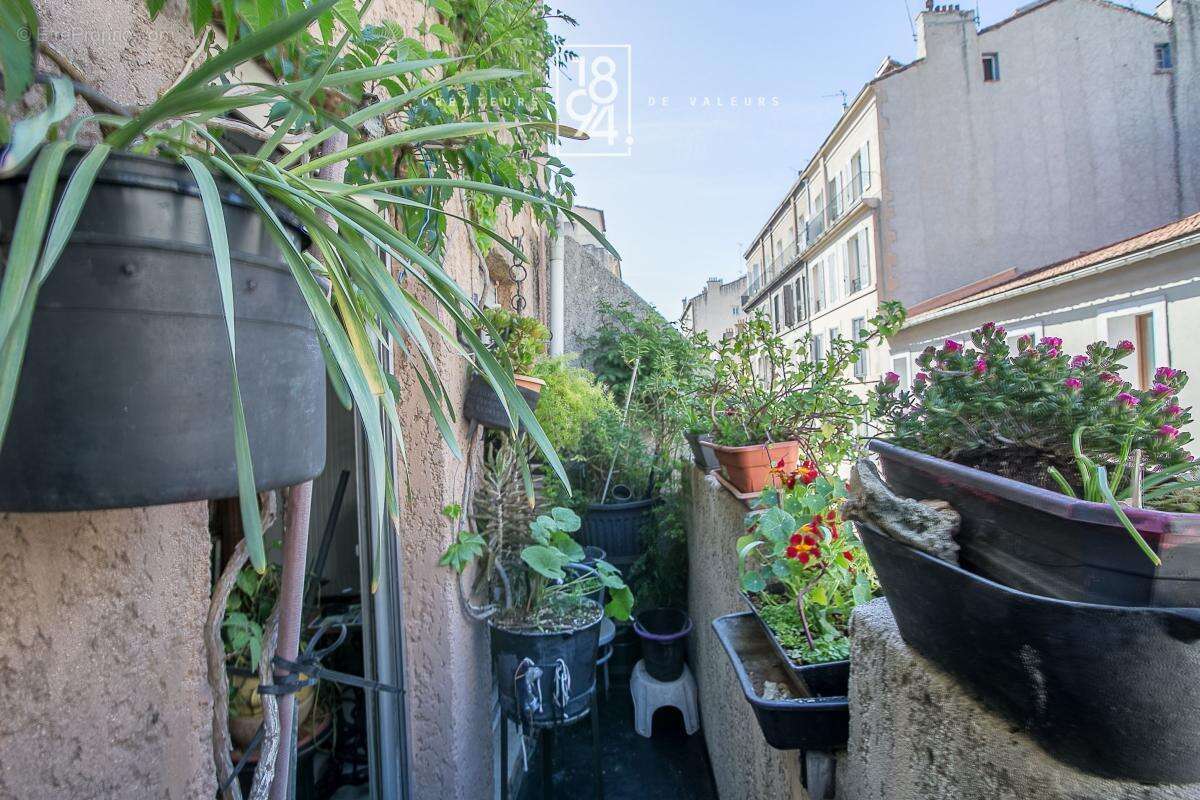 Appartement à MARSEILLE-3E