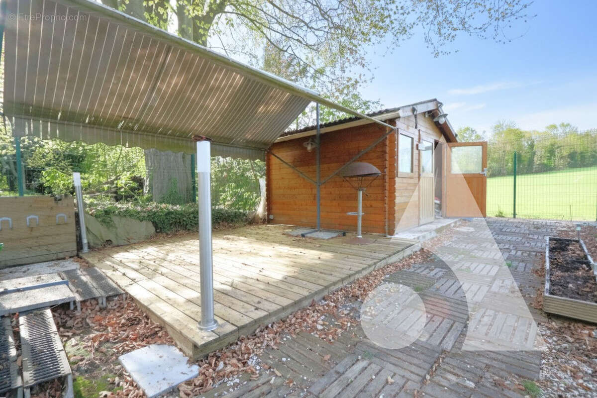 Maison Le Fayel 5 pièce(s) 203 m2 - photo 4
