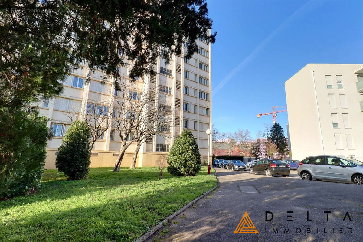 Appartement à VENISSIEUX