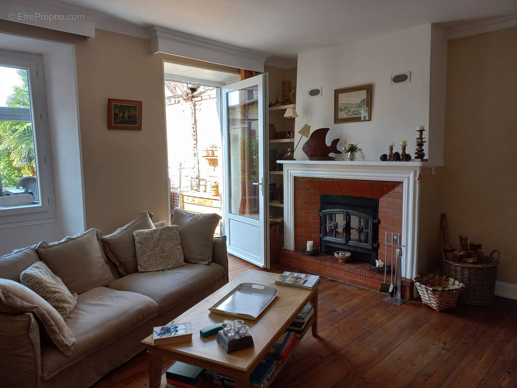 Maison à MIRANDE