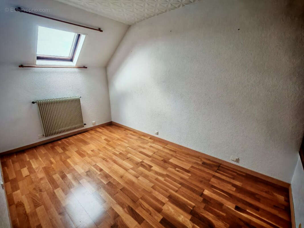 Maison Sartrouville 6 pièce(s)-723 m² de terrain - photo 10
