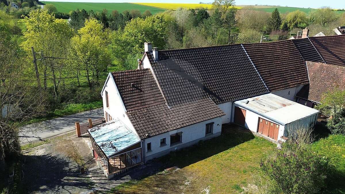 Maison à COSNE-COURS-SUR-LOIRE