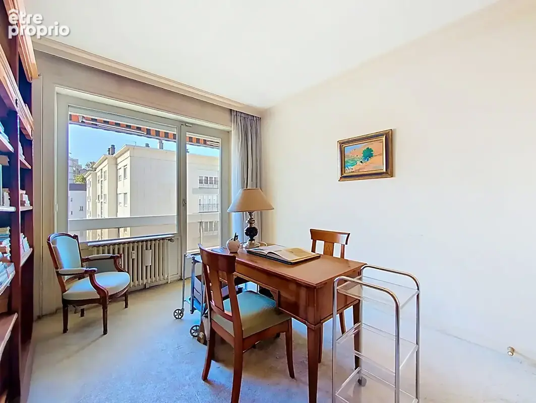 LYON 6 ème Rare à la vente - Superbe T7 - 191 m² résidence prisée - 4 chambres (possible 5 / 6 chambres) - photo 12