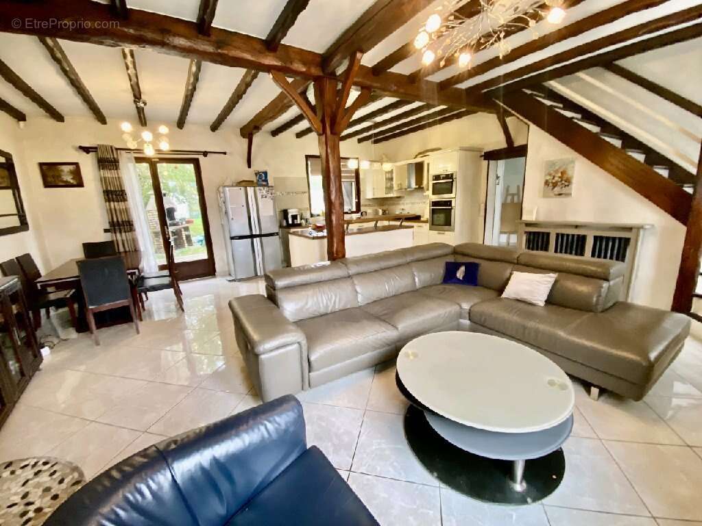 Maison à VILLEPARISIS