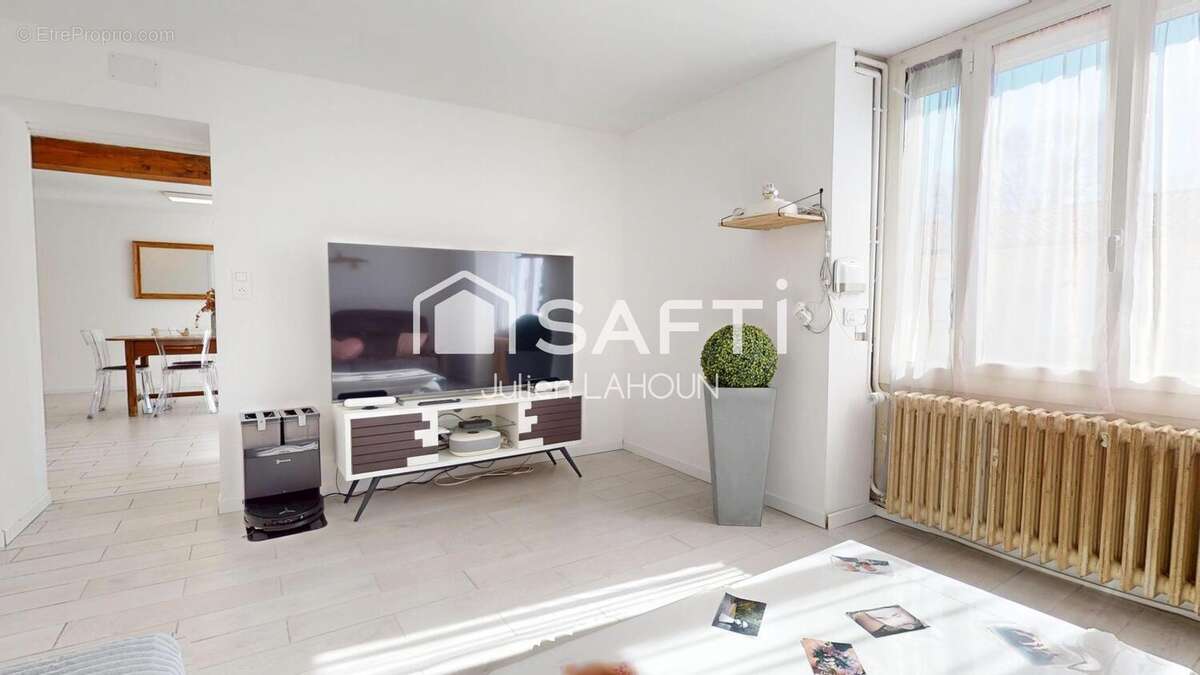 Maison 145 m² à Cognac  - photo 8