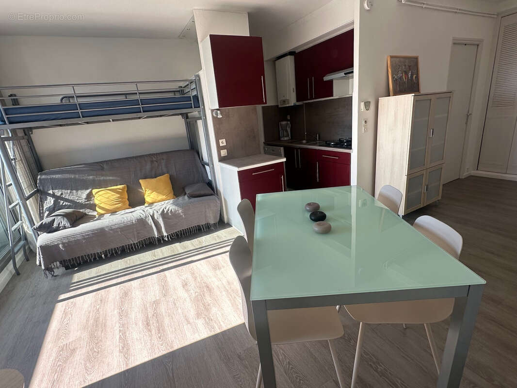 Appartement à CANDILLARGUES