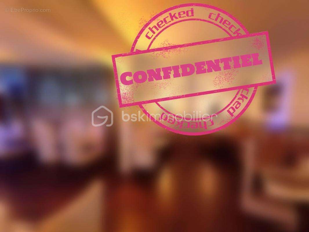 Commerce à CHATEAU-ARNOUX-SAINT-AUBAN