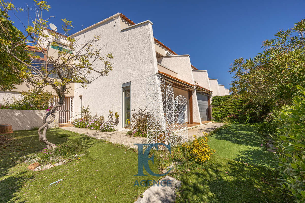 Appartement à SANARY-SUR-MER