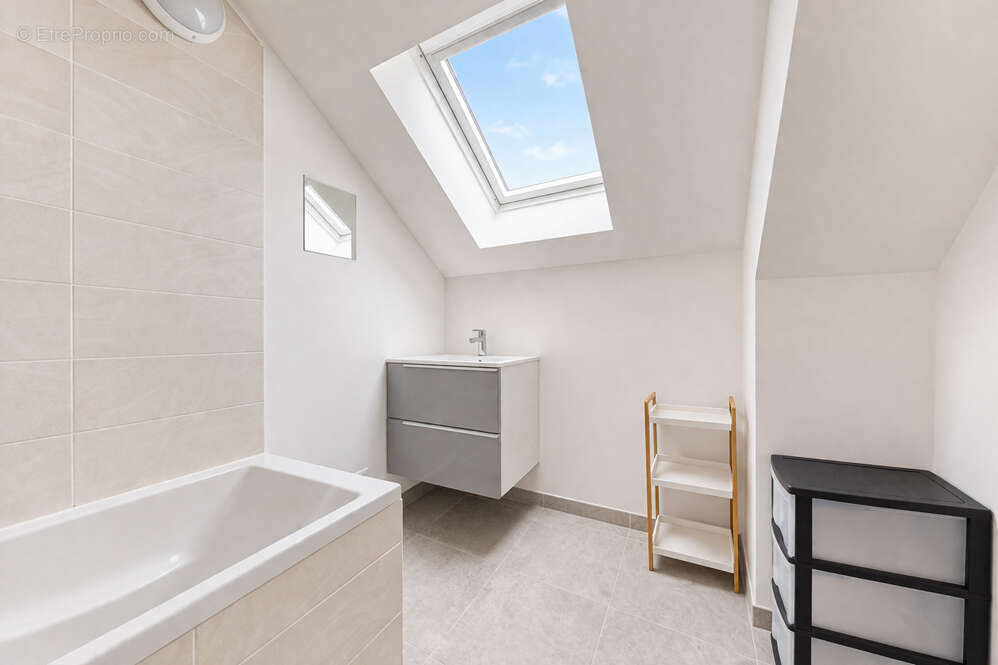 Maison à OZOIR-LA-FERRIERE