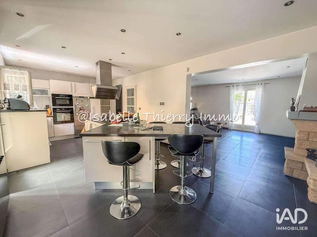 Photo 8 - Maison à MONTLHERY