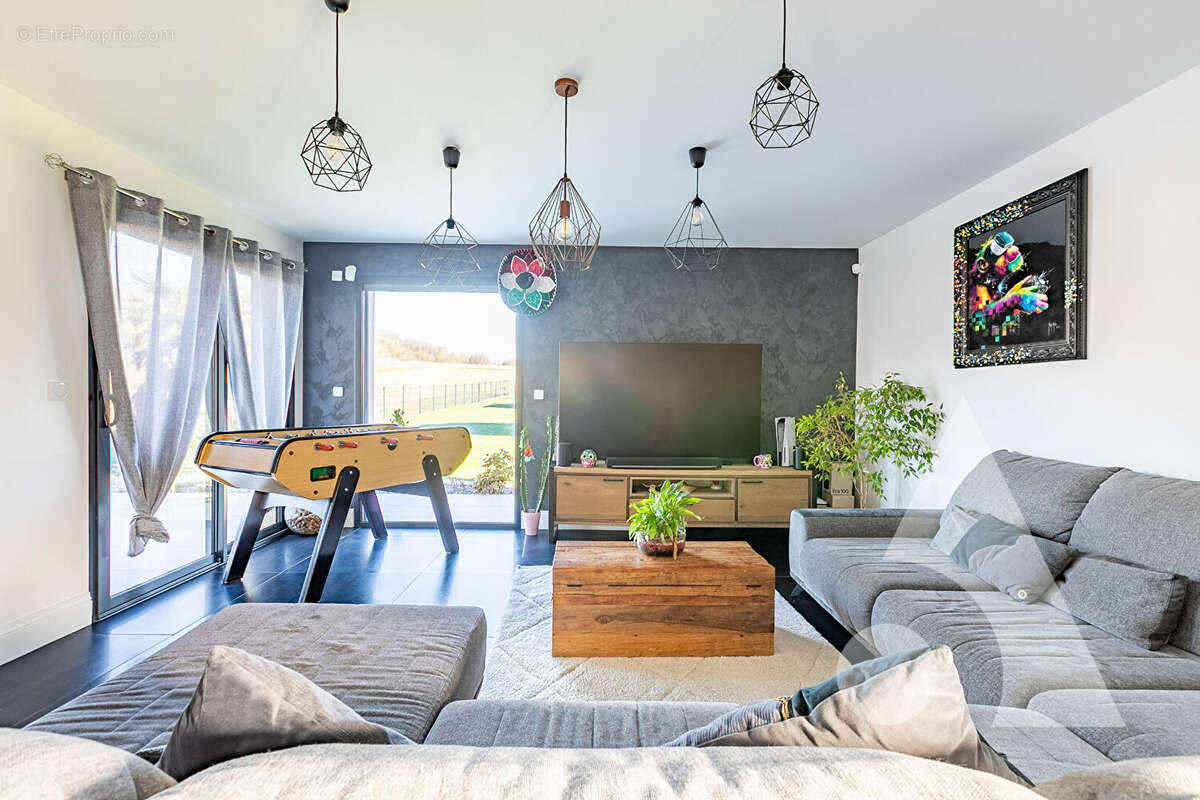 Maison à SAINT-MARTIN-LONGUEAU