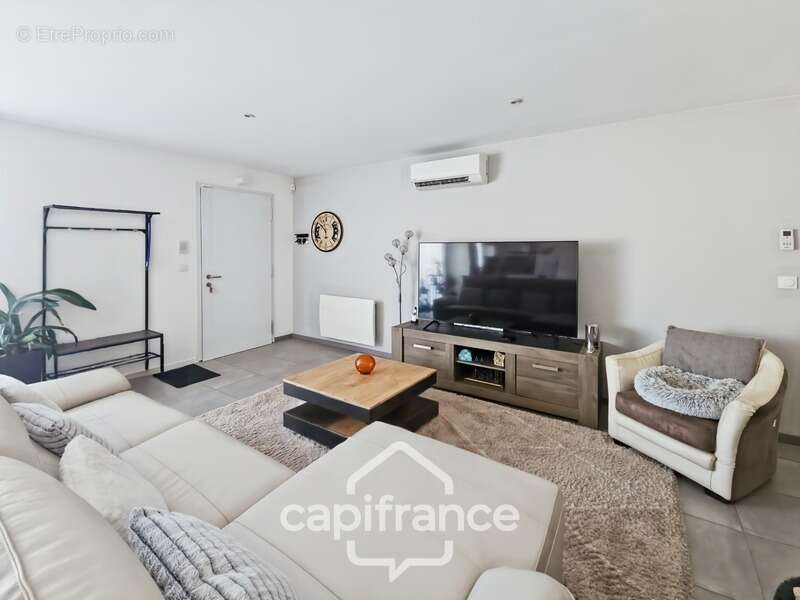 Maison à SAINTE-LIVRADE-SUR-LOT