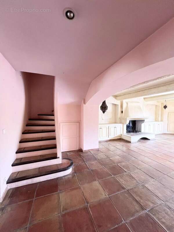 Appartement à COGOLIN