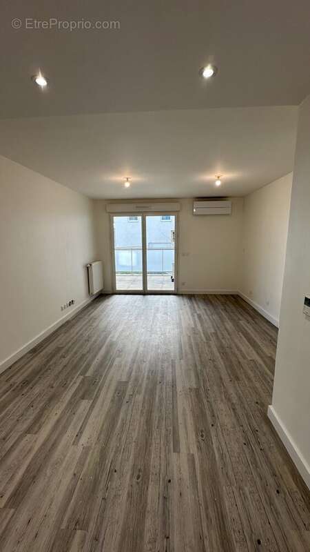 Appartement à FONTAINES-SUR-SAONE