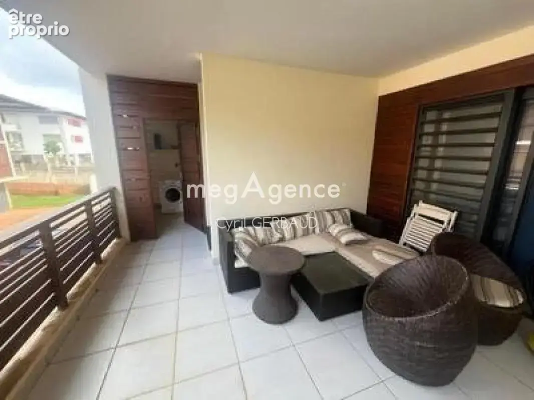 Appartement à REMIRE-MONTJOLY