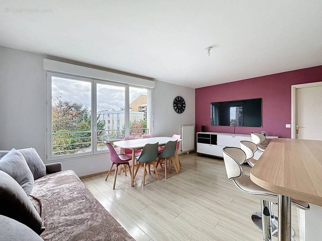 Appartement à LIMEIL-BREVANNES