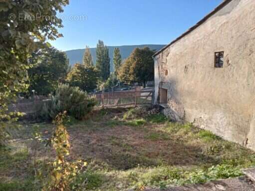 Maison à PLAN-DE-BAIX