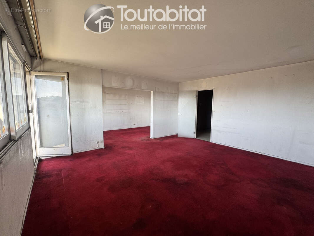Appartement à CHARLEVILLE-MEZIERES
