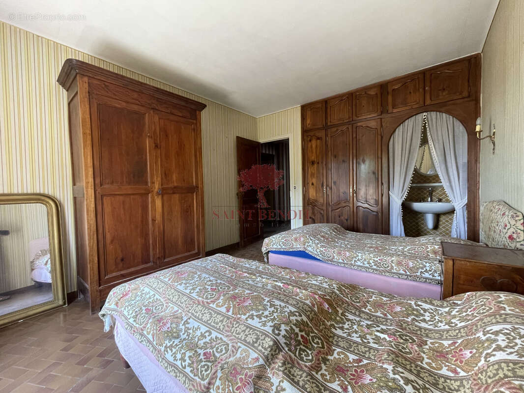 Maison à SAINT-BAUZILLE-DE-LA-SYLVE