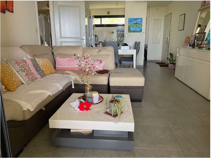 Photo 3 - Appartement à SAINT-DENIS