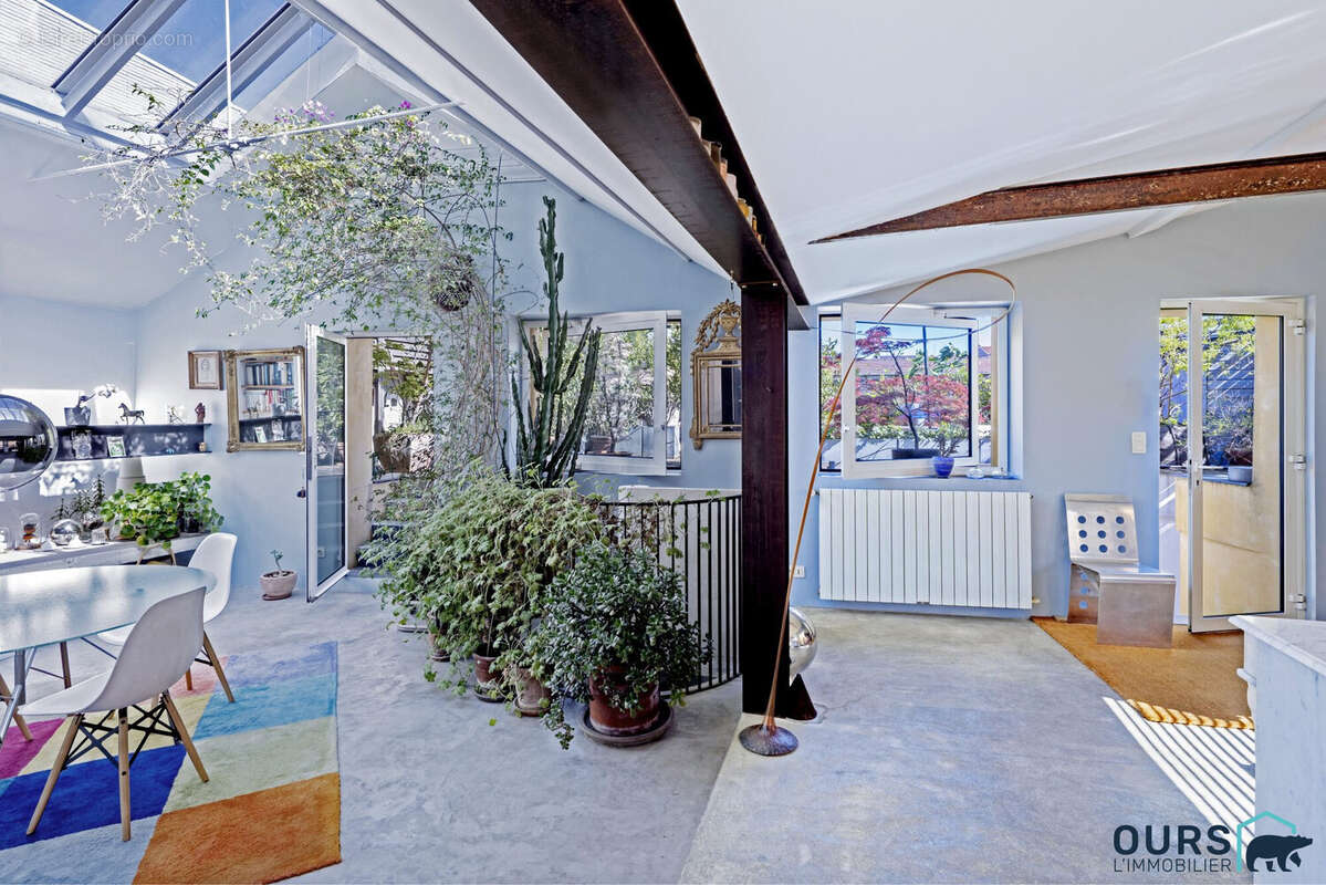 Appartement à SAINT-DENIS