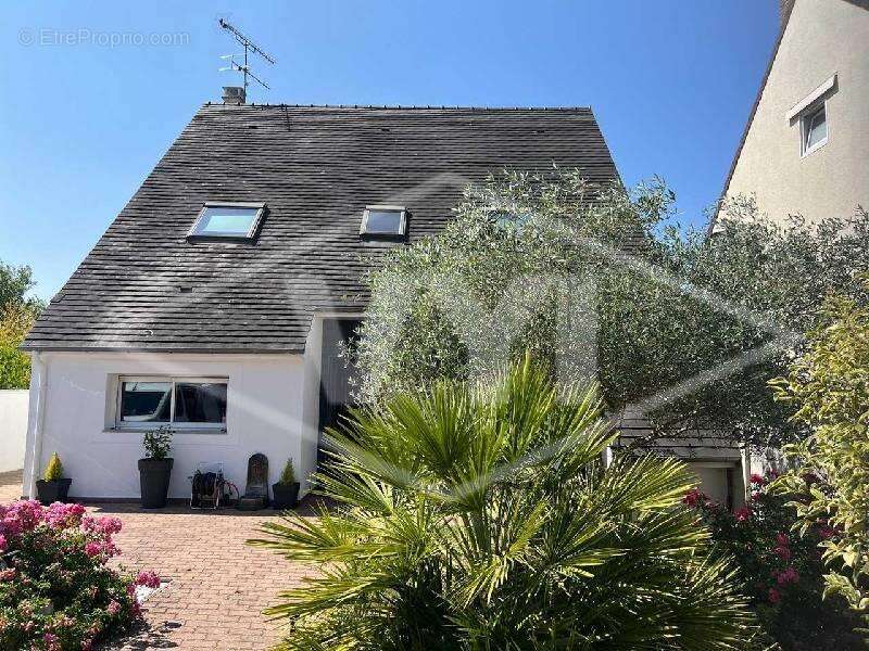 Maison à QUINCY-SOUS-SENART