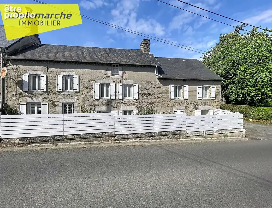 Photo Maison à Brehal au prix de 233 000€