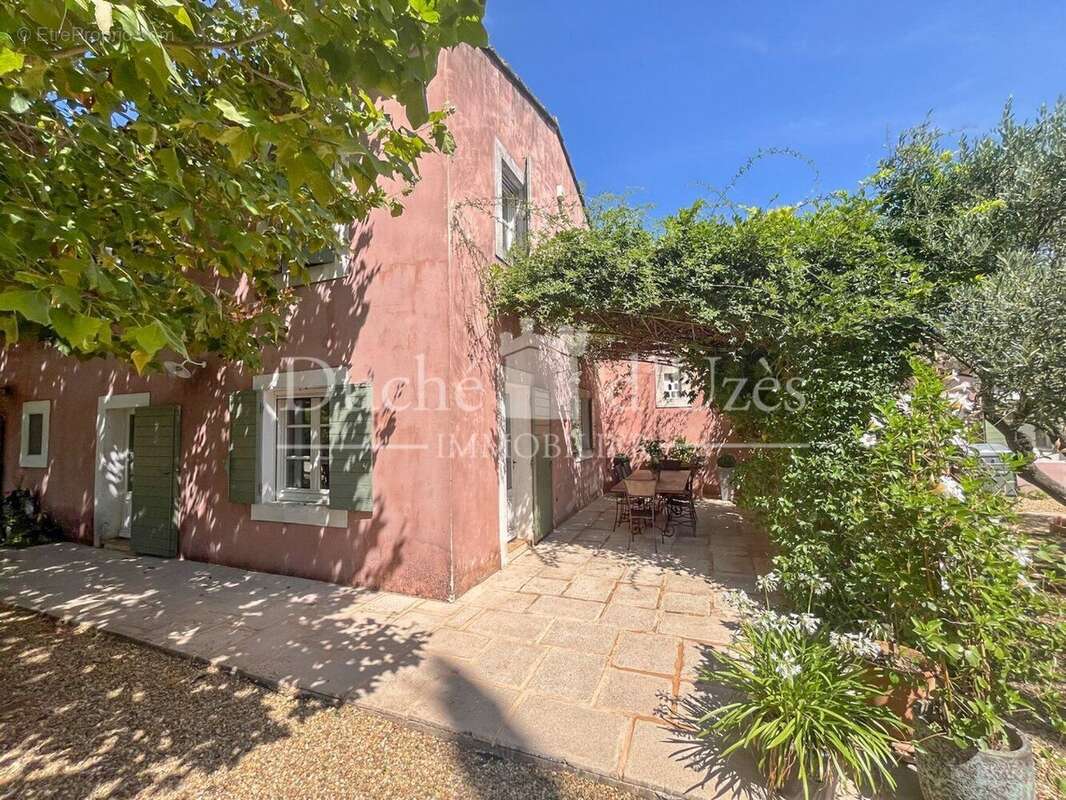 Photo 2 - Maison à UZES