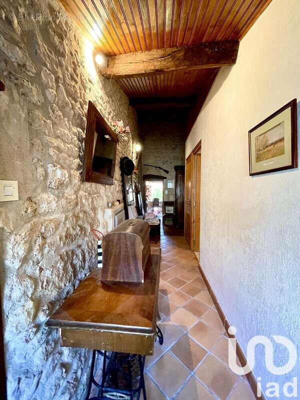 Photo 8 - Maison à SAINT-PORCHAIRE