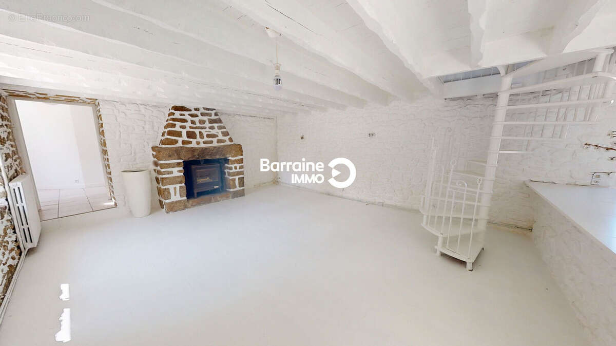 A vendre ploudaniel maison 5 chambres jardin dependances - photo 8