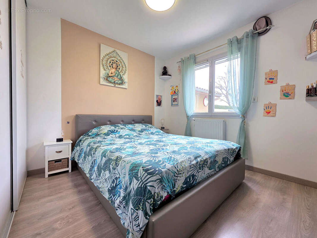 Maison à MOURS-SAINT-EUSEBE