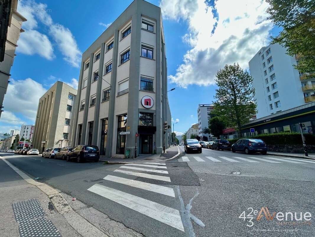 Commerce à SAINT-ETIENNE