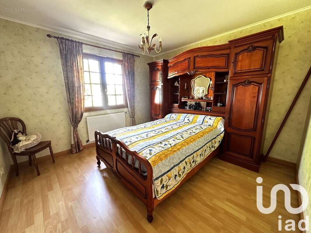 Photo 7 - Maison à ALLONNES