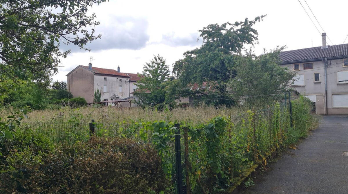 Terrain à DIEUZE