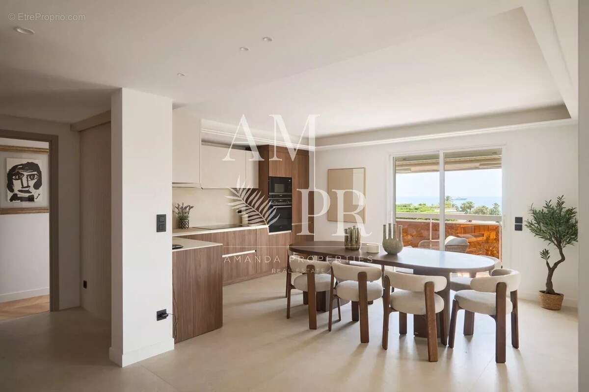 Cannes Basse Californie - Appartement 5 pièces 130m2 - Vue mer - photo 15