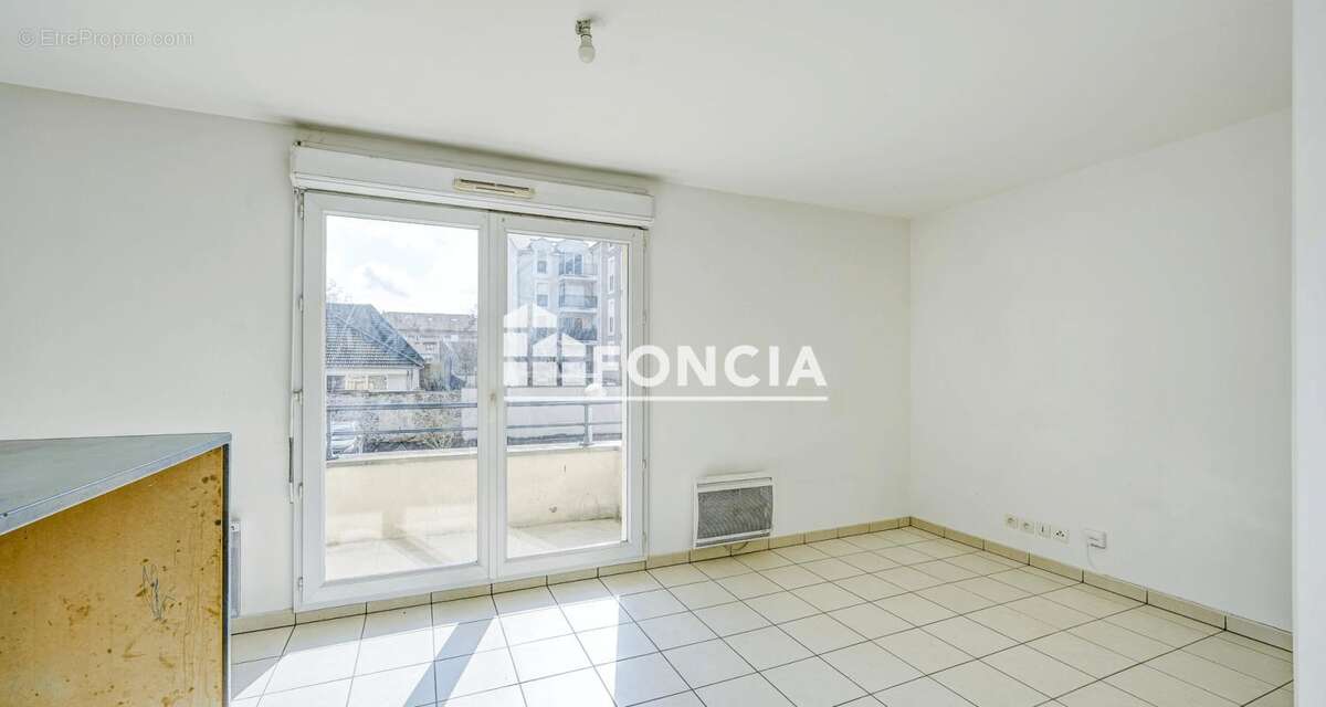 Appartement à QUINCY-SOUS-SENART