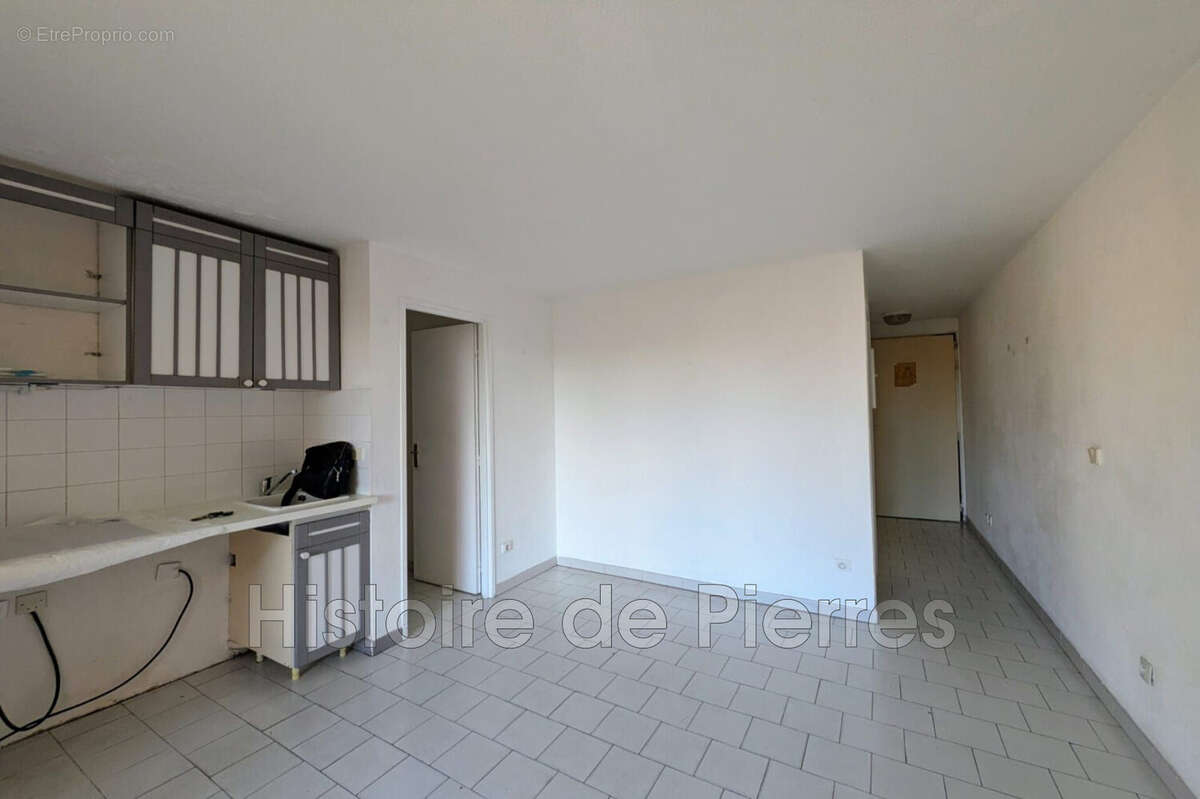 Appartement à COGOLIN