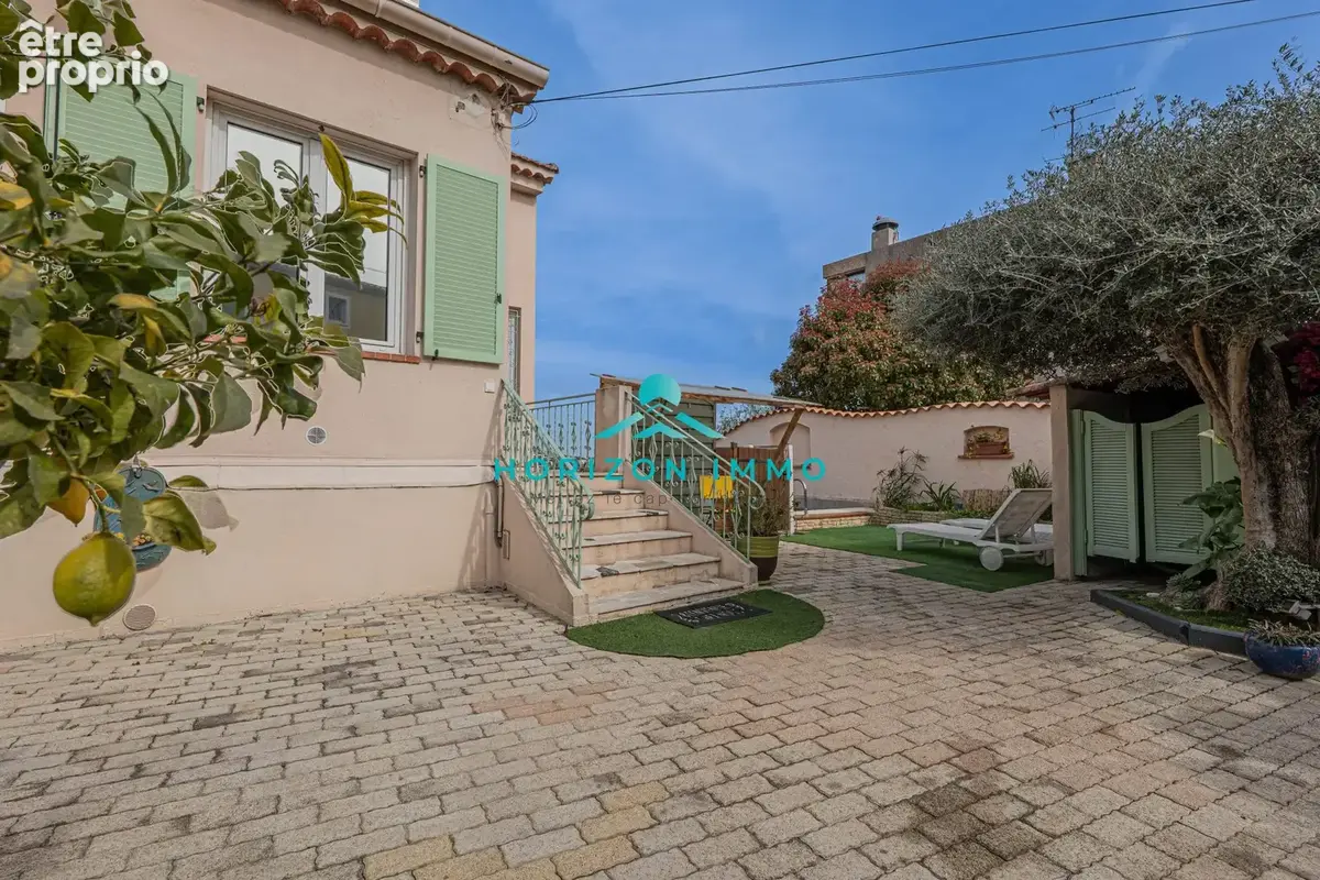 Appartement à SAINT-LAURENT-DU-VAR