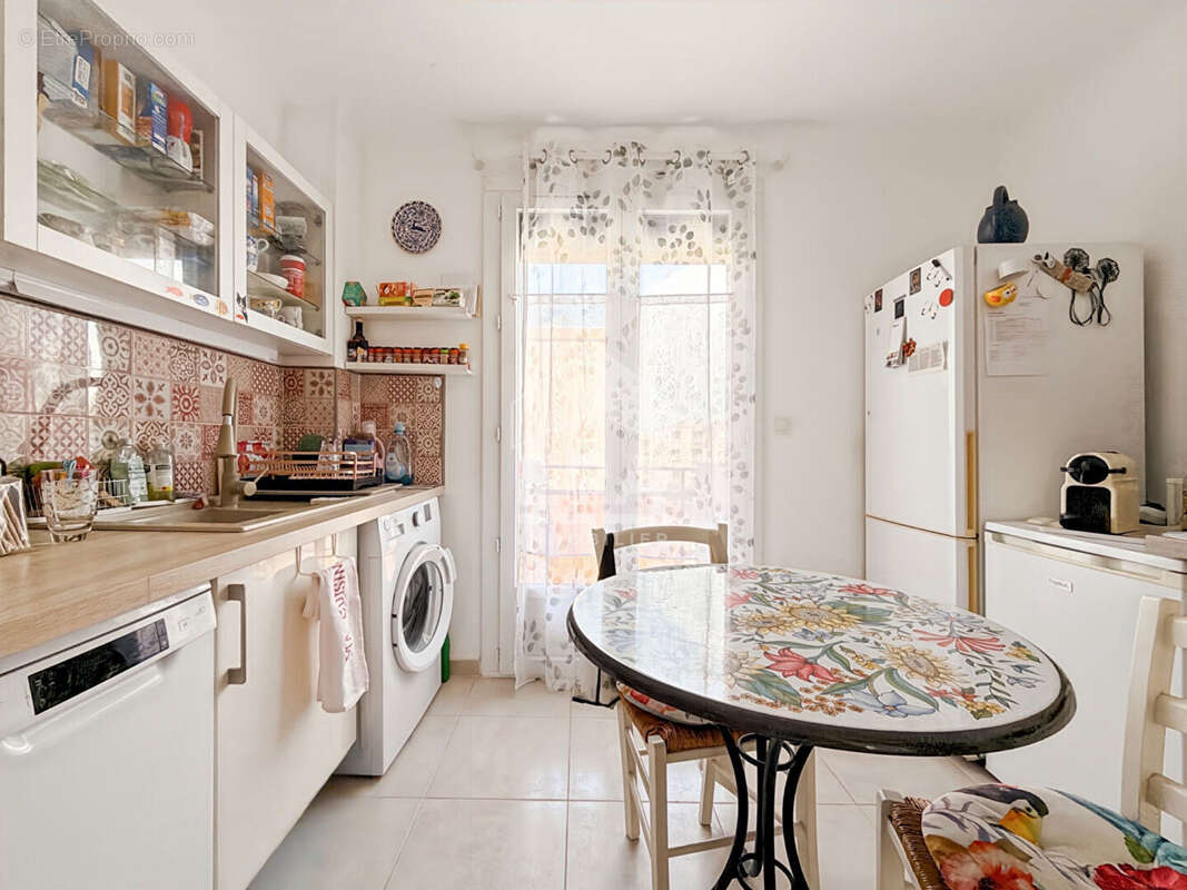 Appartement 62m² à marseille 8e arrondissement - photo 3