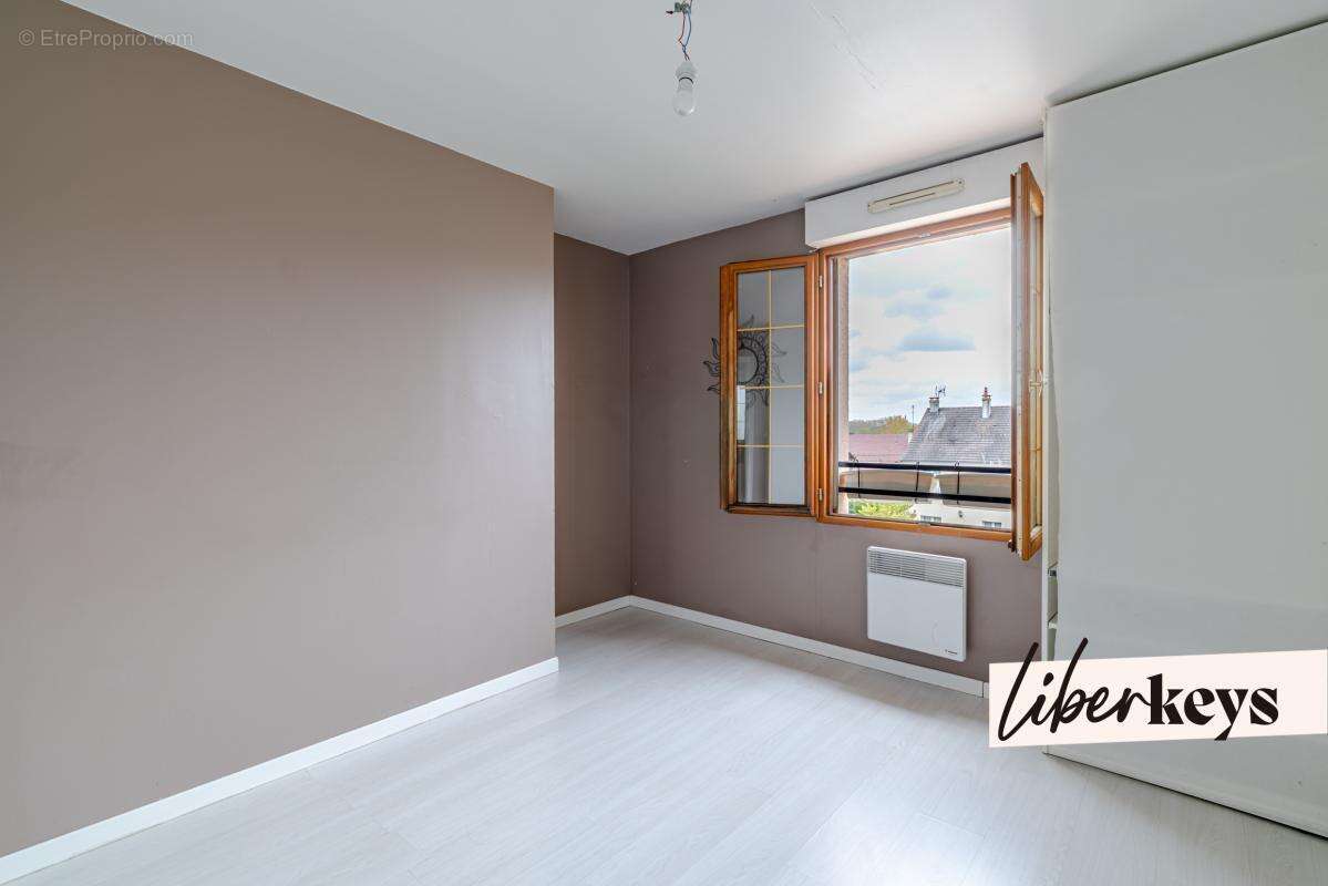 Maison à BALLAINVILLIERS