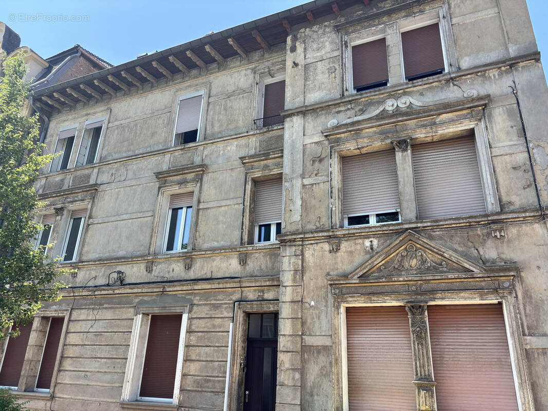 Appartement à ALGRANGE