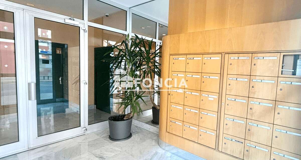 Appartement à PUTEAUX