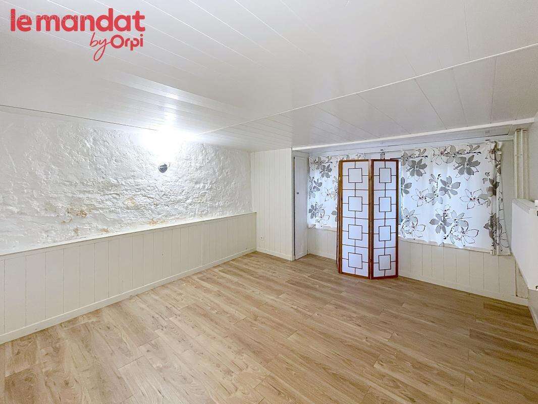 Maison à SERAINCOURT