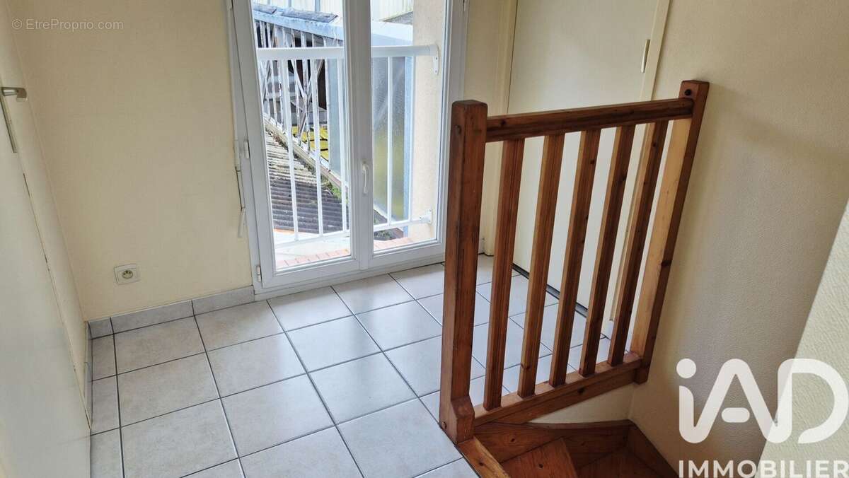 Photo 6 - Maison à YZERNAY