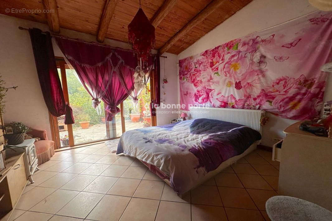 Maison à SOUGRAIGNE